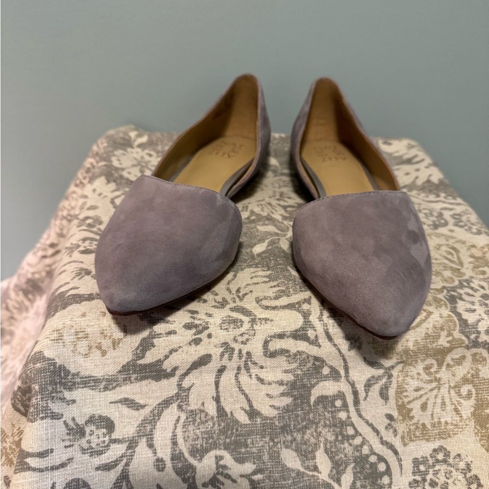 Naturalizer Women's Gray Suede Flats
